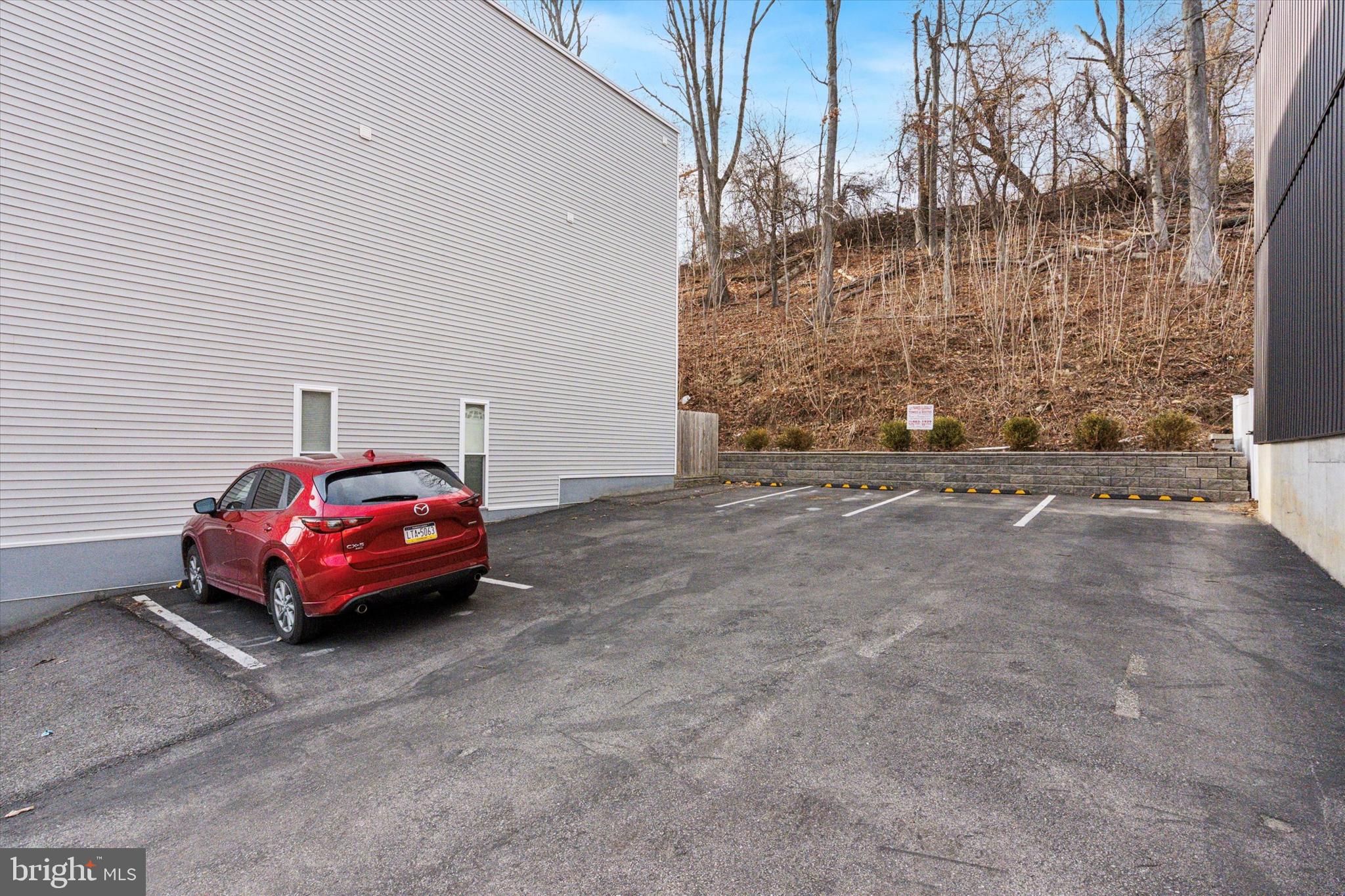 214 Fountain St