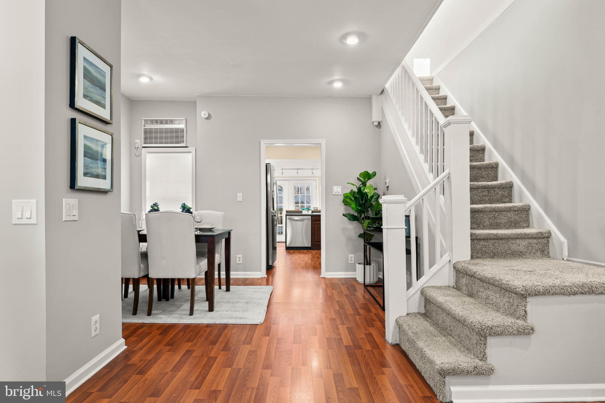 4784 SILVERWOOD STREET