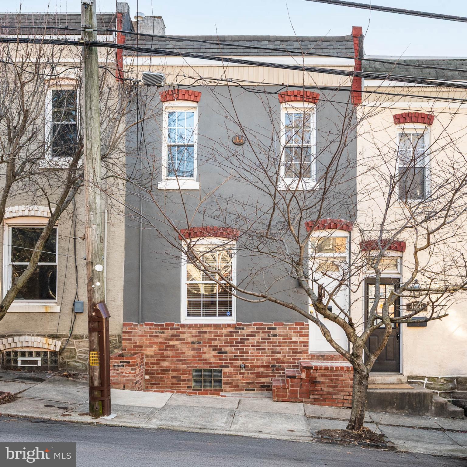 4784 SILVERWOOD STREET