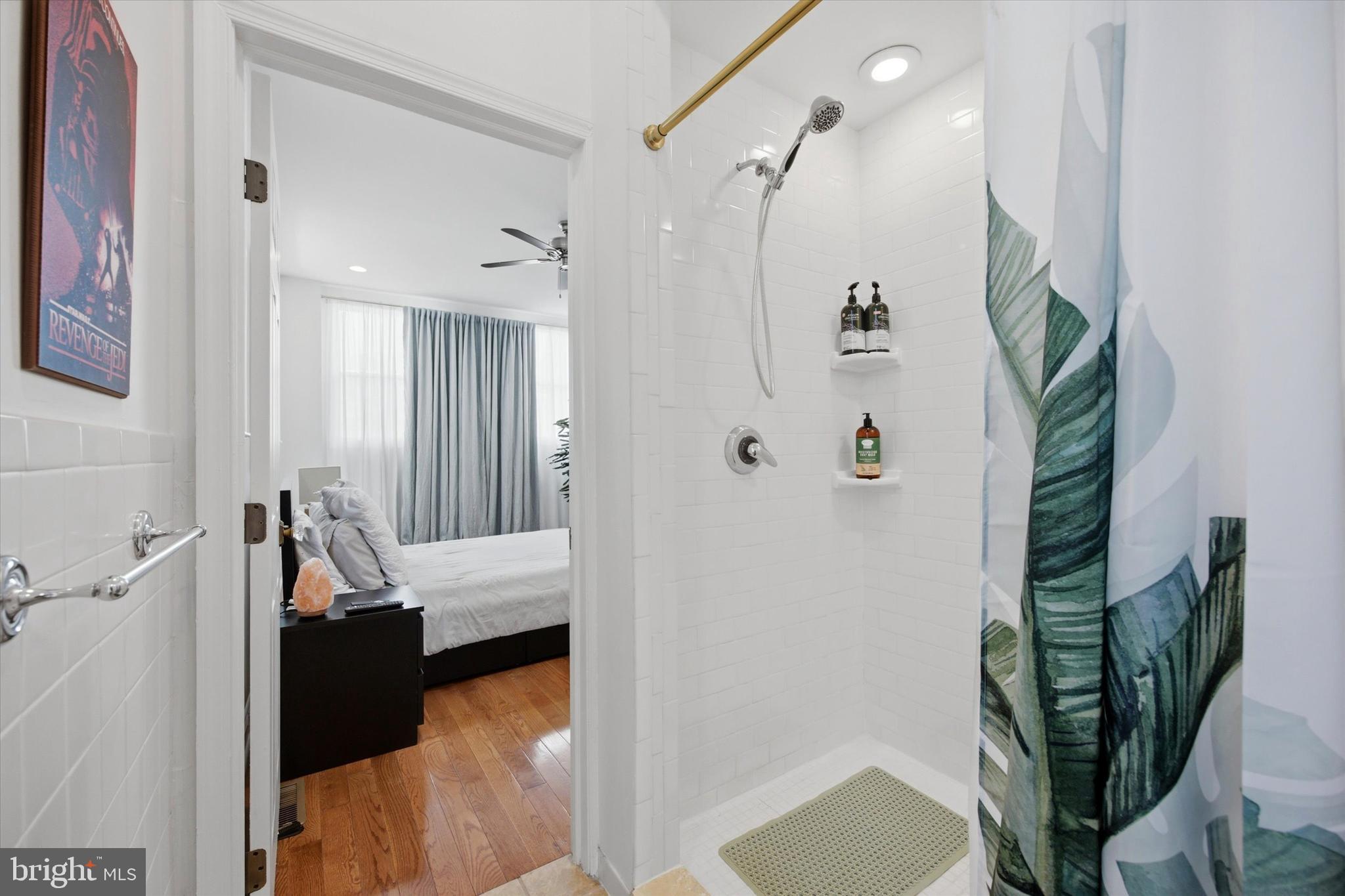 752 S 15TH STREET