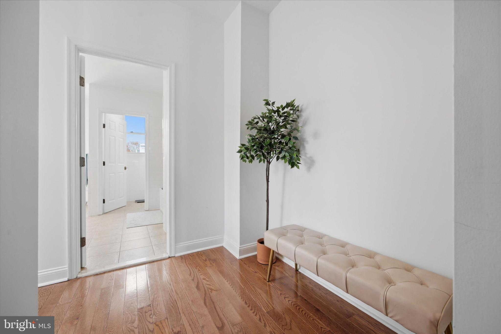 752 S 15TH STREET