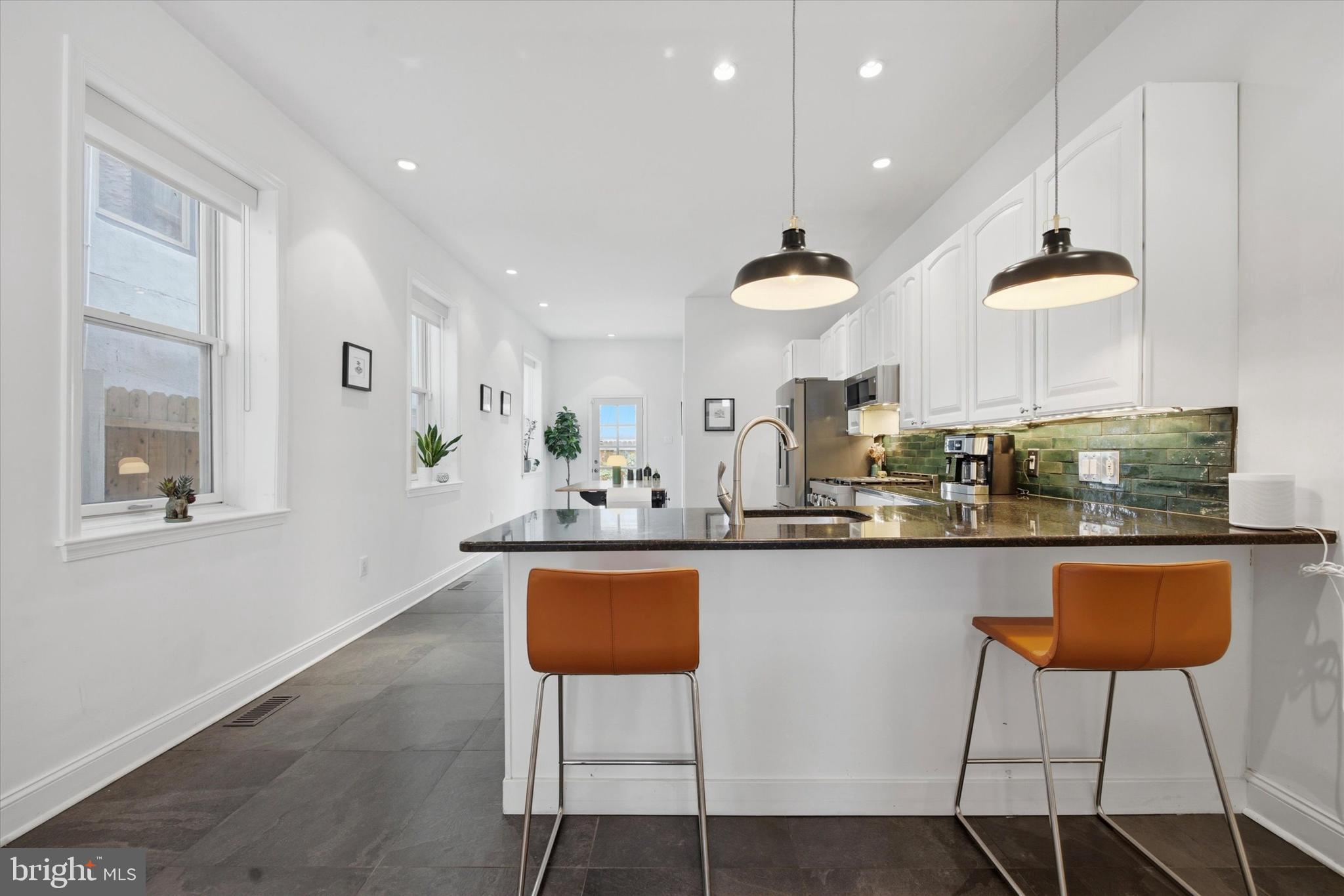 752 S 15TH STREET