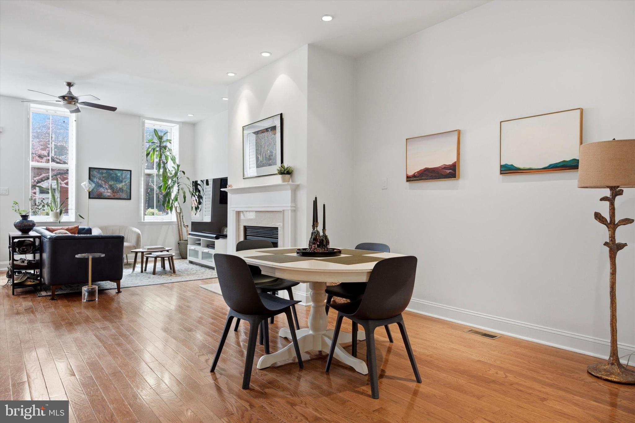 752 S 15TH STREET
