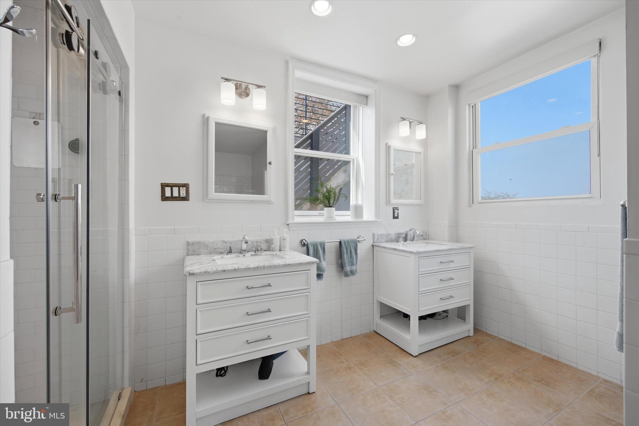 752 S 15TH STREET