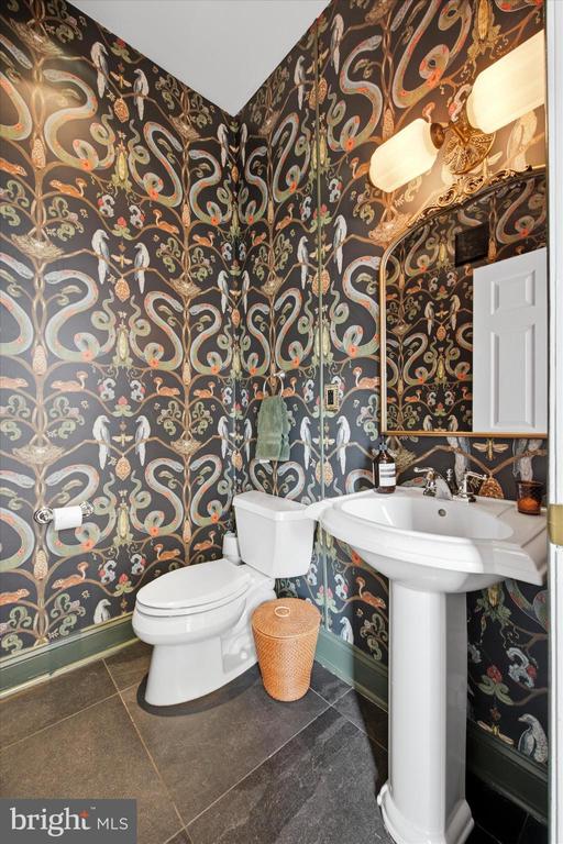 752 S 15TH STREET