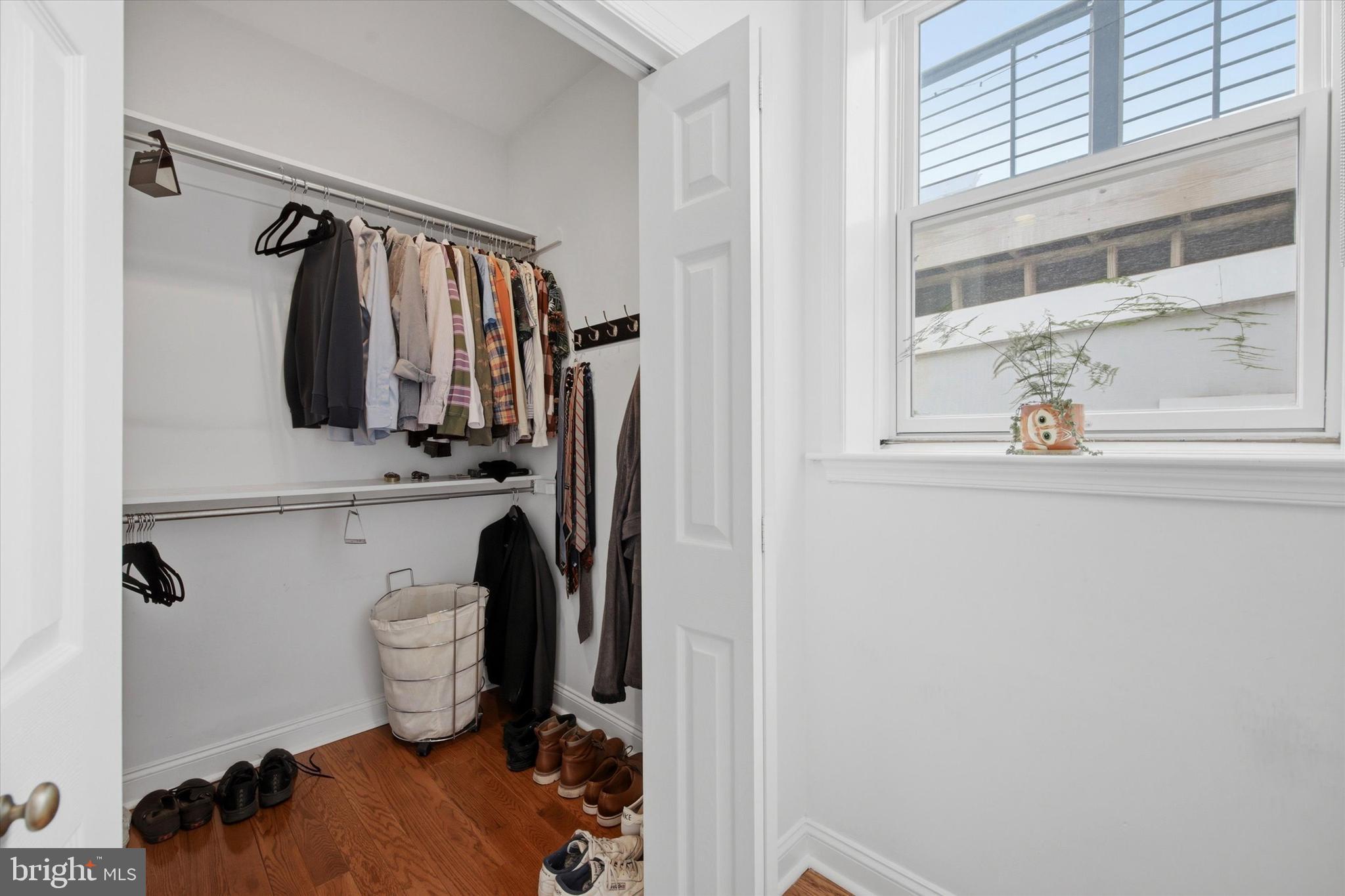 752 S 15TH STREET
