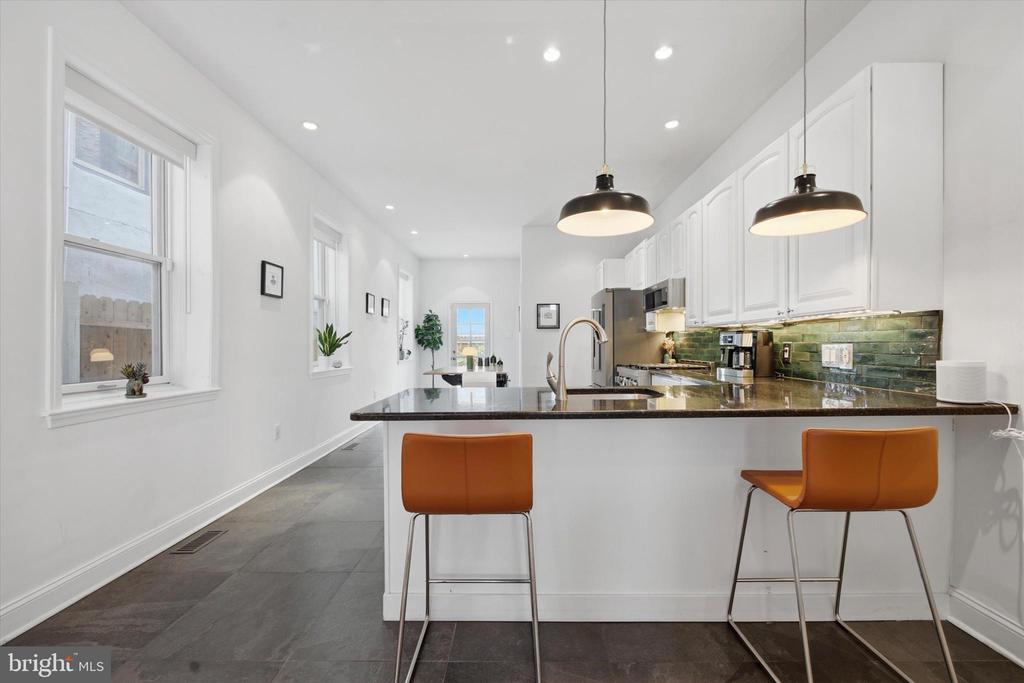 752 S 15TH STREET