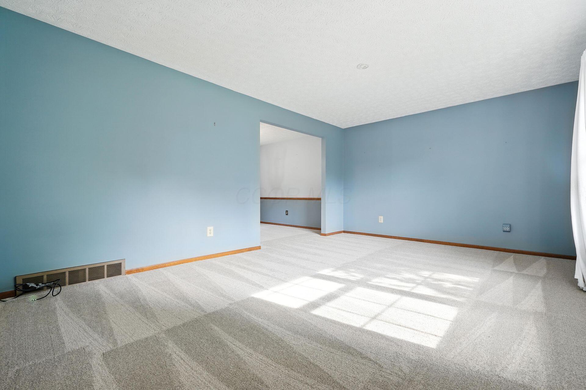 1375 Creekside Place