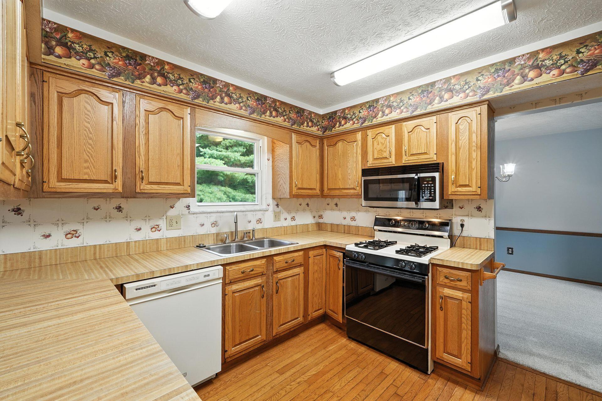 1375 Creekside Place