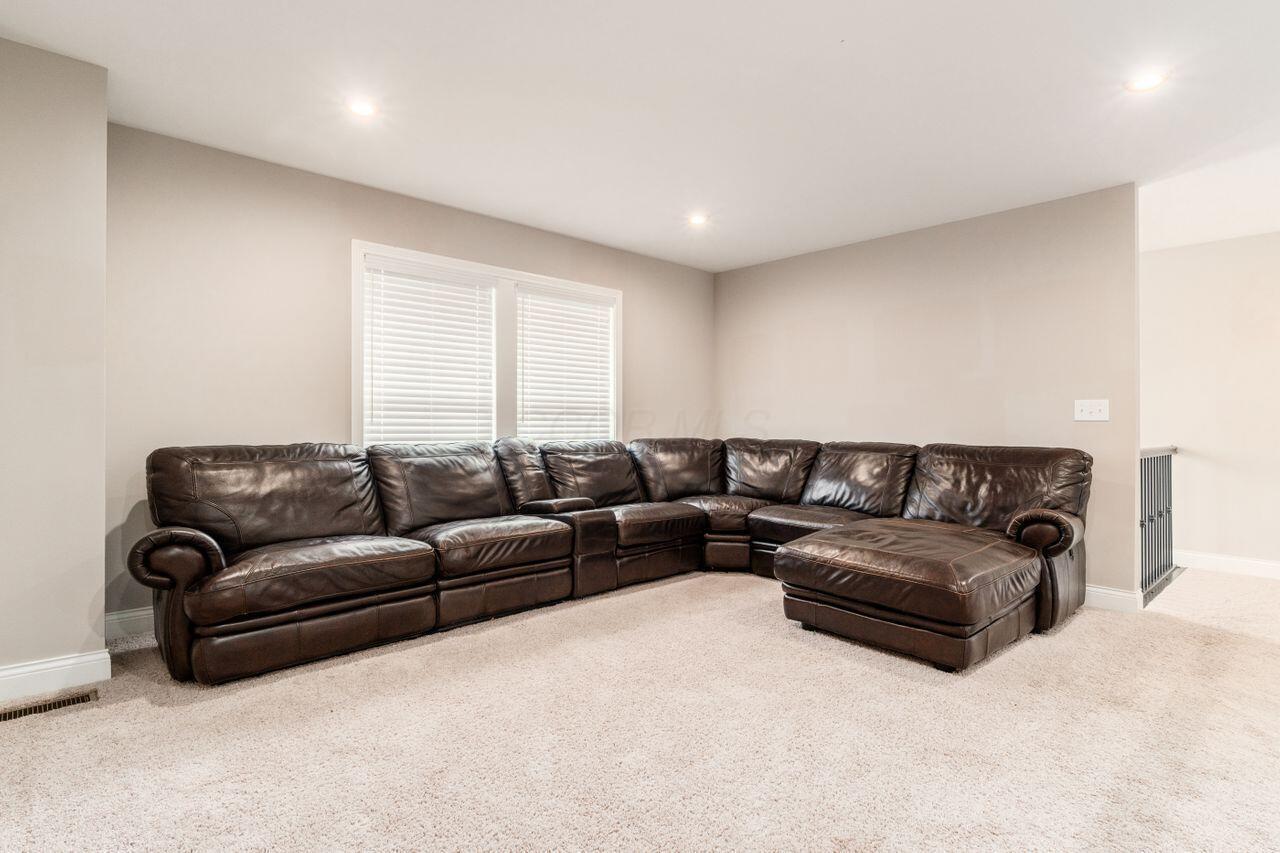8458 Chesapeake Way