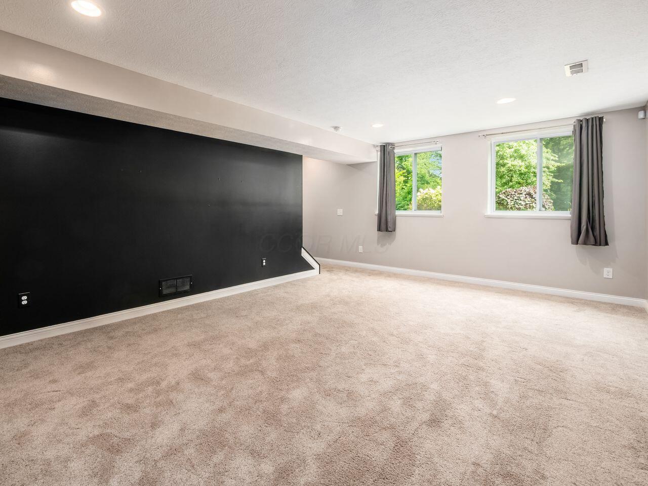5998 Highlander Drive