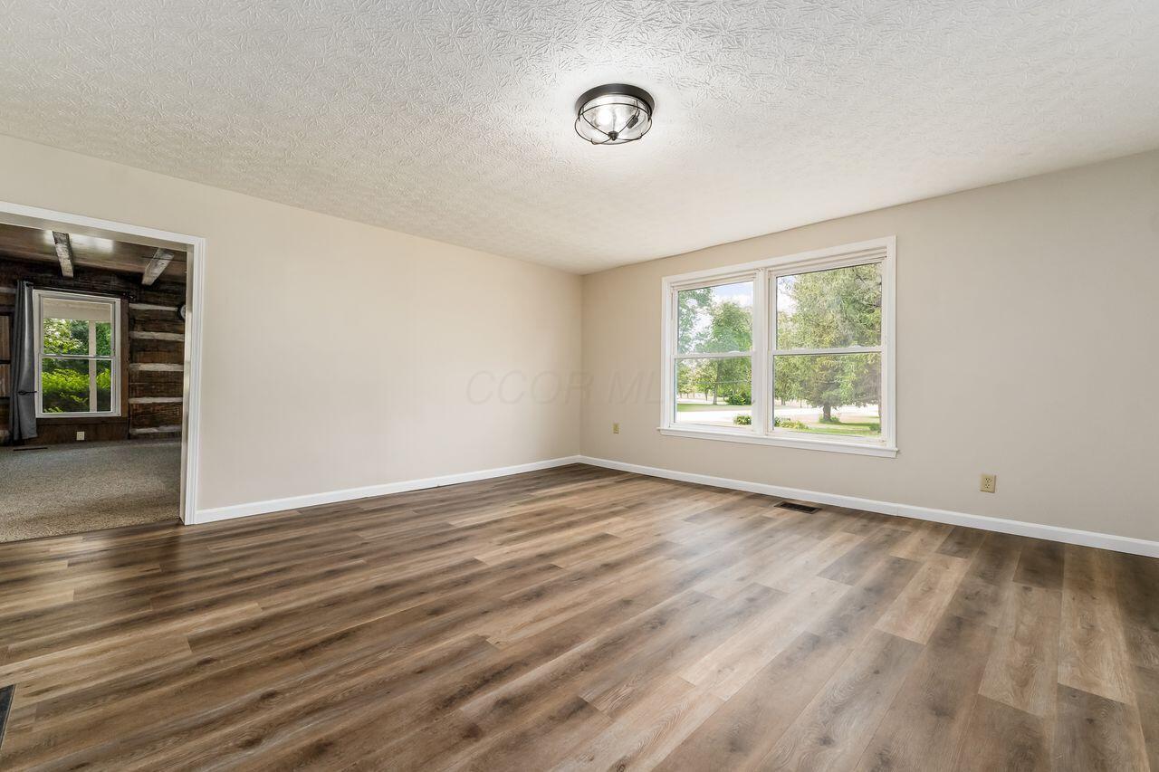 8685 Lancaster Thornville Road NE