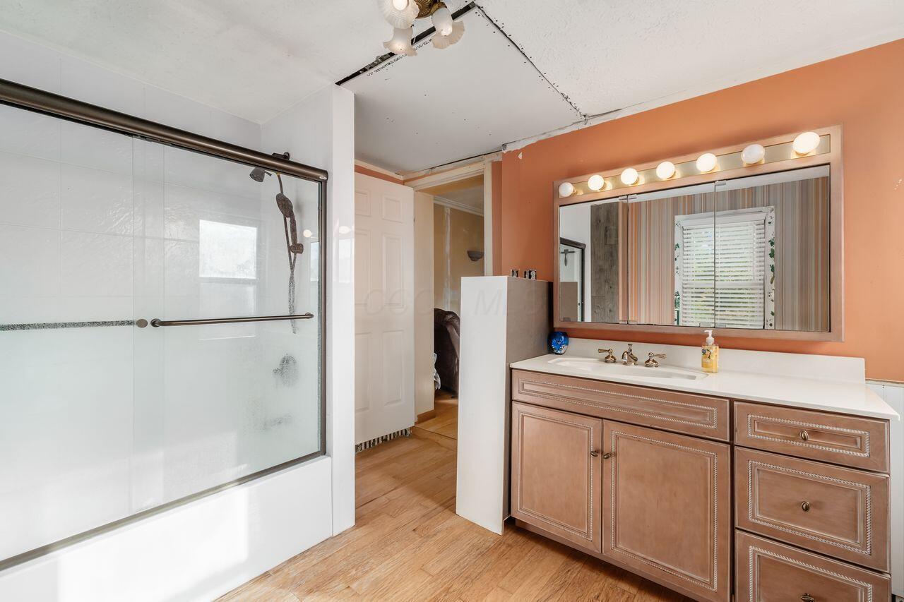 10472 Township Road 80