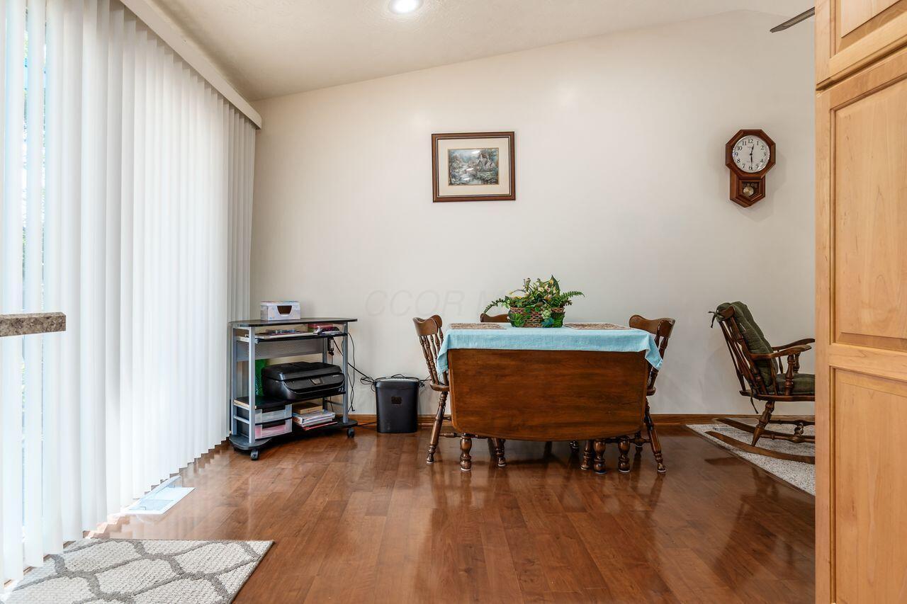 1370 Crestview Street