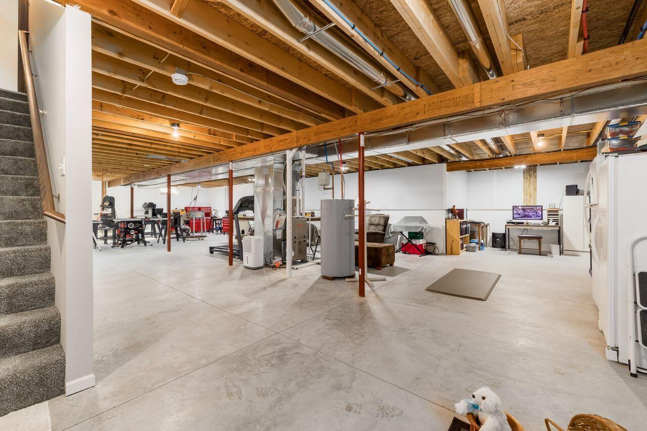 2133 Ava Lane