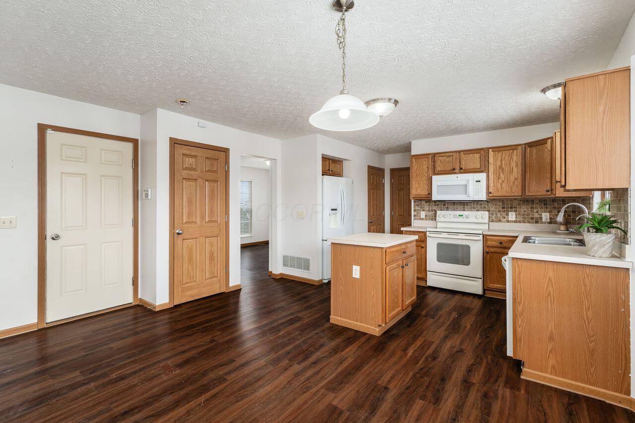 431 Vanderbuilt Street