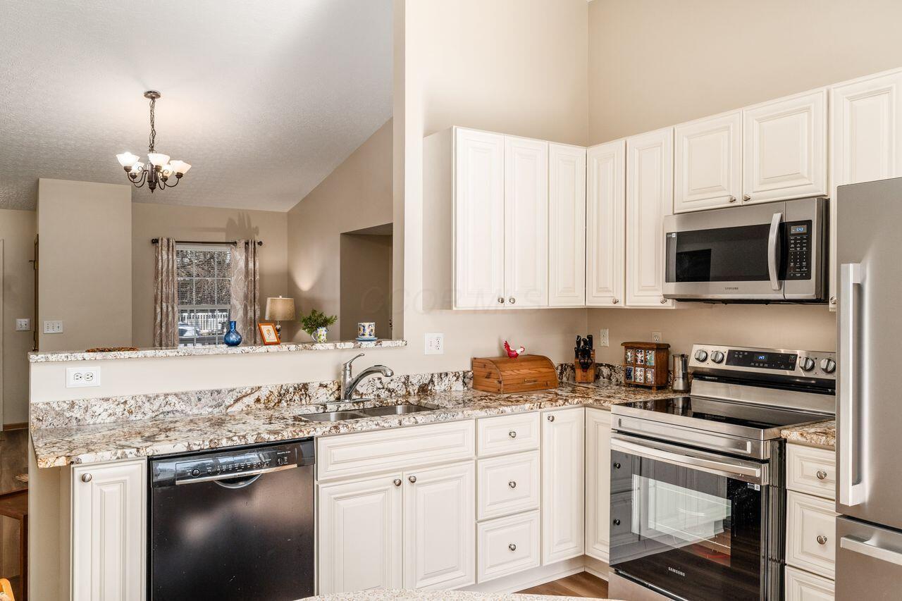 5445 Beresford Street, 220