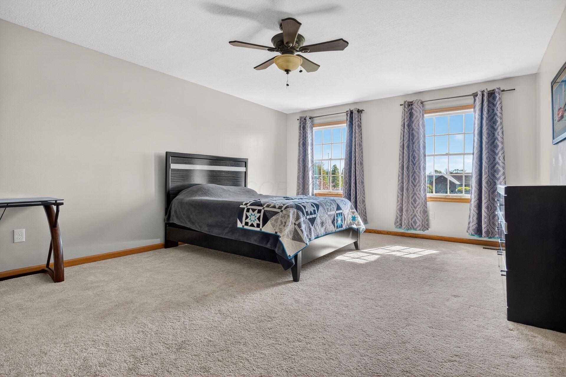 4645 Meadowgrove Drive NW