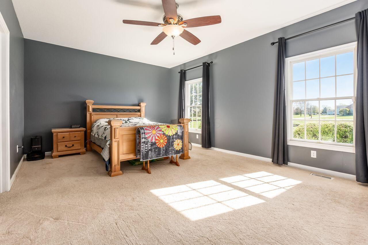 4645 Meadowgrove Drive NW