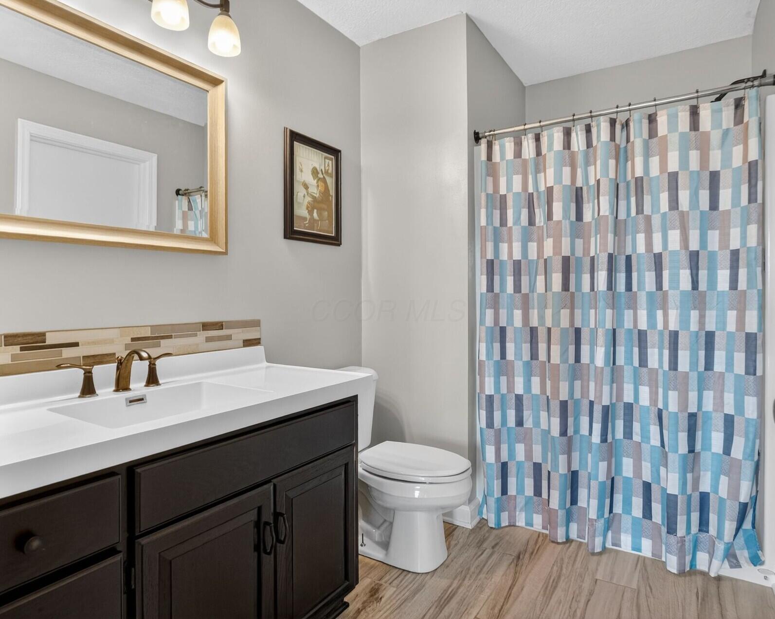 4645 Meadowgrove Drive NW