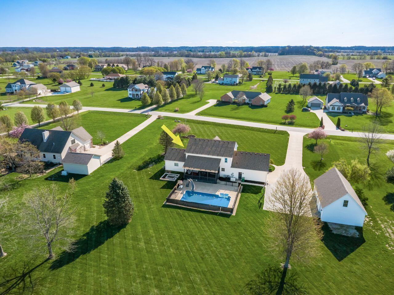 4645 Meadowgrove Drive NW