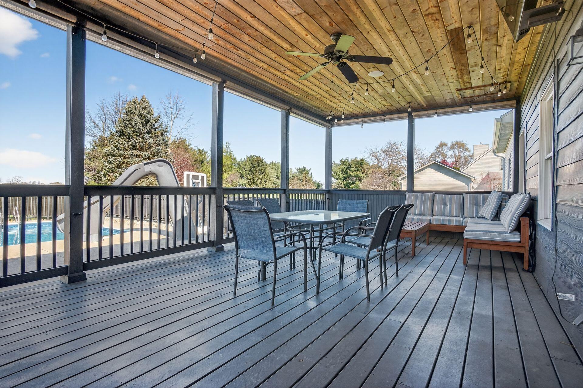 4645 Meadowgrove Drive NW