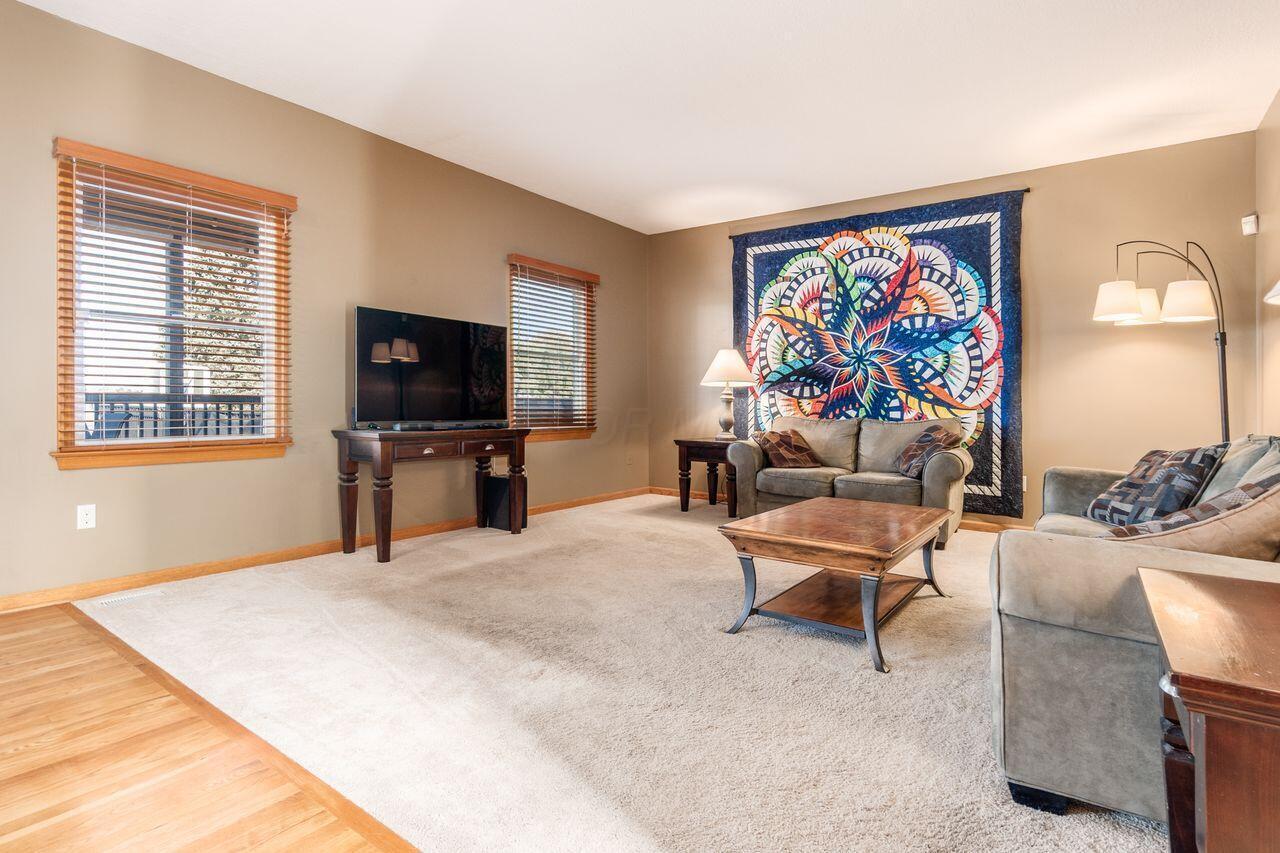 4645 Meadowgrove Drive NW