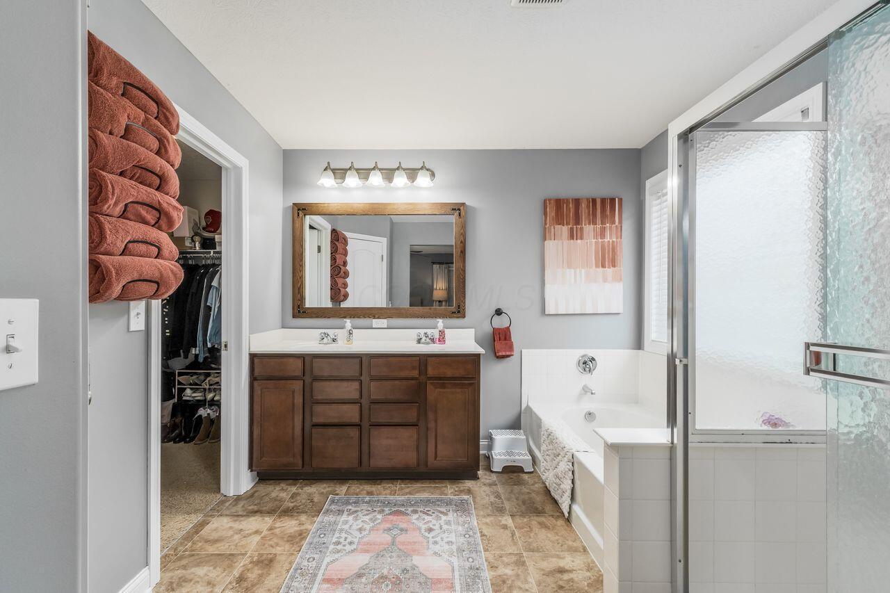 2184 Olde Ridge Court