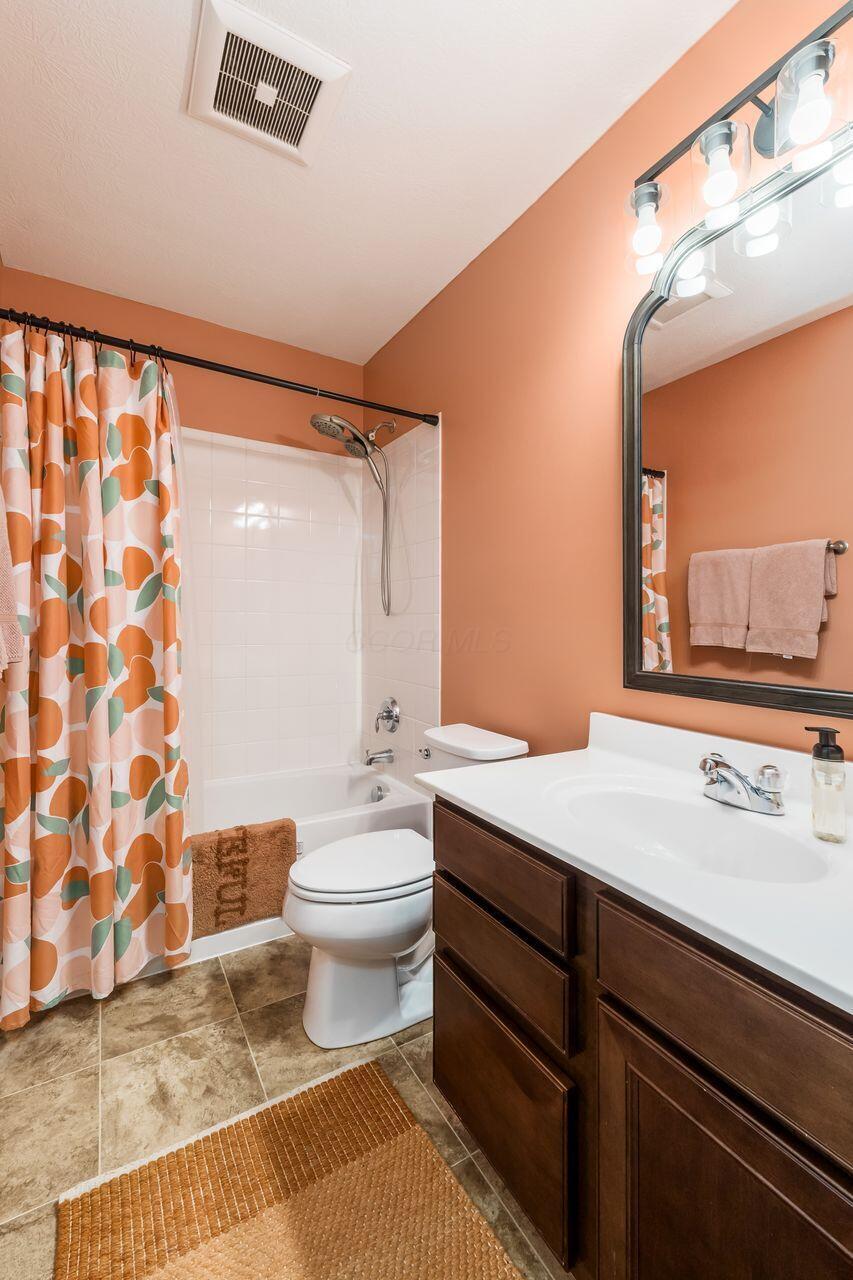 2184 Olde Ridge Court