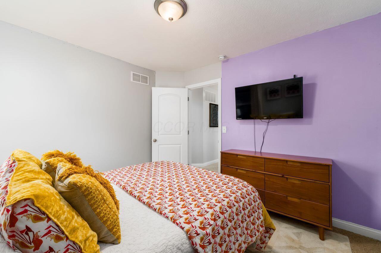 2184 Olde Ridge Court