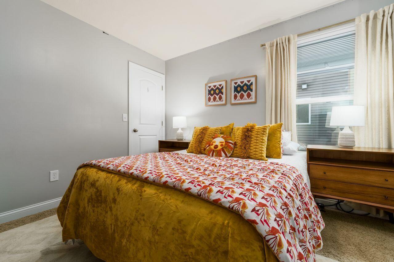 2184 Olde Ridge Court