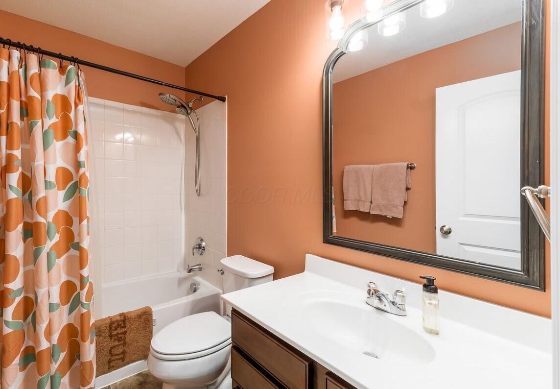 2184 Olde Ridge Court