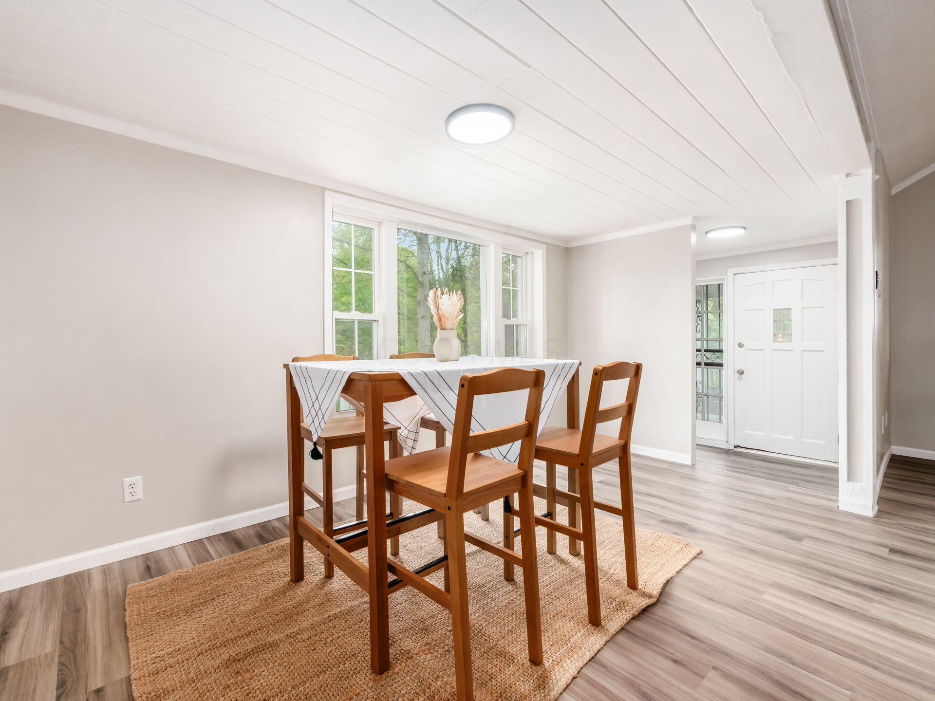 2471 Sunbury Road