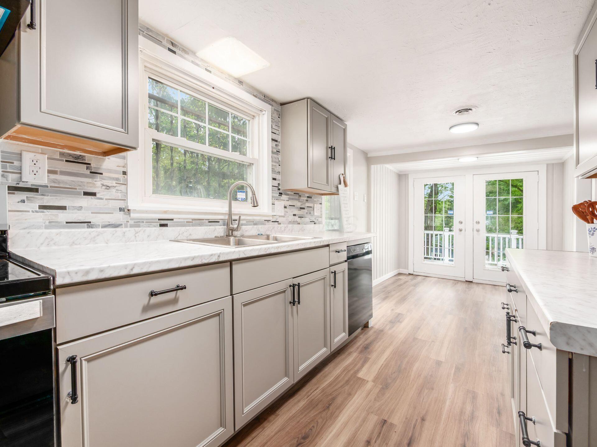 2471 Sunbury Road