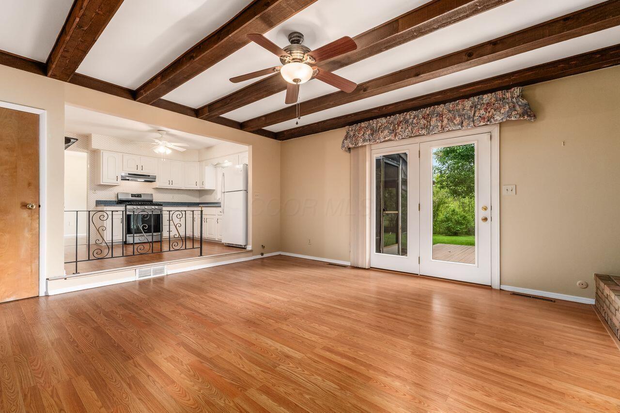 6959 Ardelle Drive