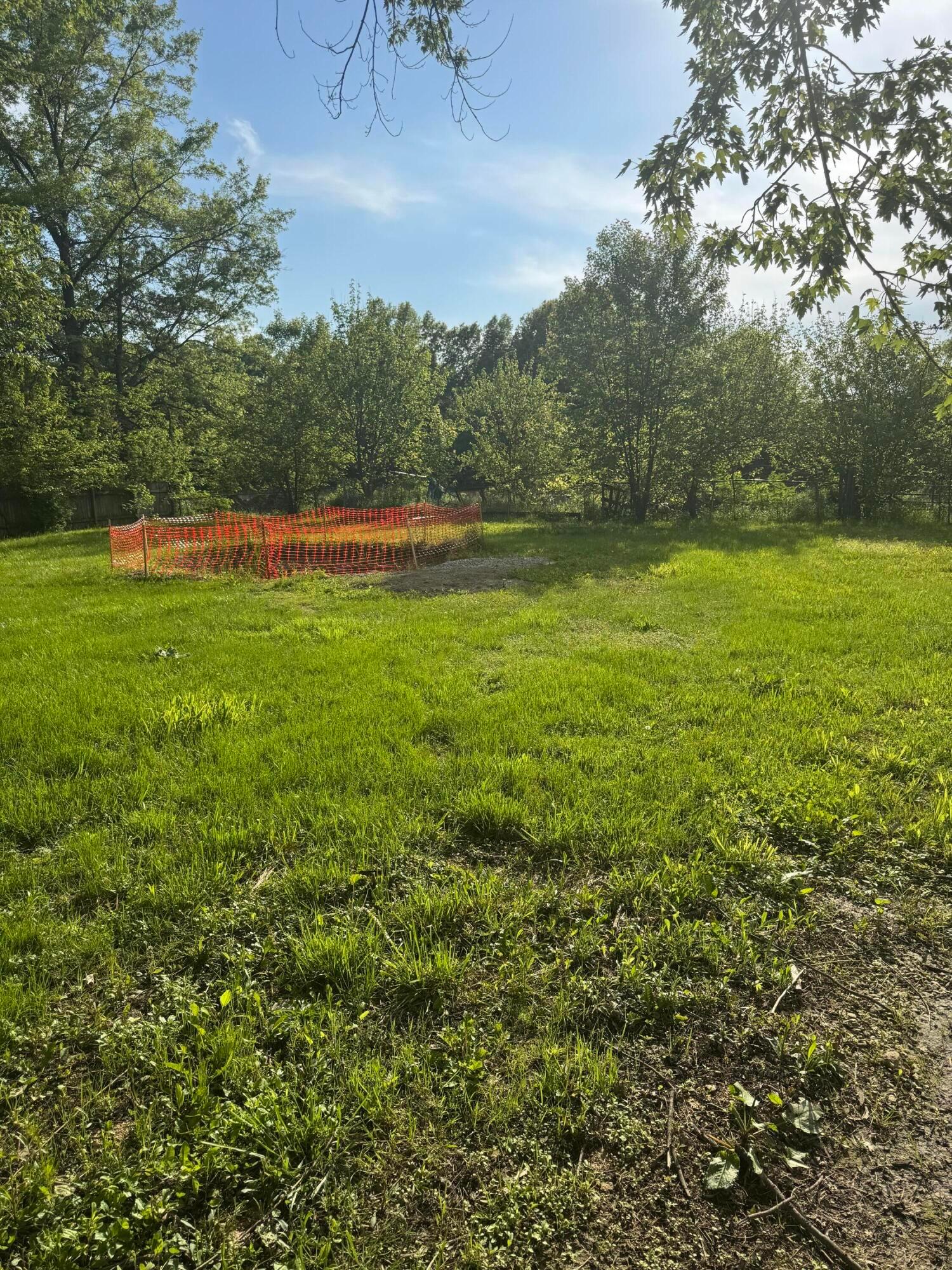 64 7th Avenue SW, 1