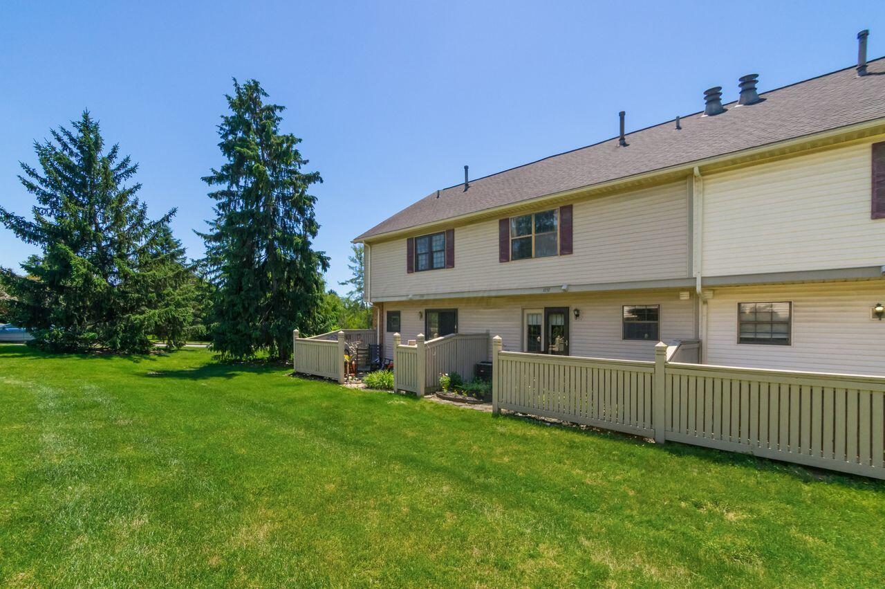 1252 Somerset Way