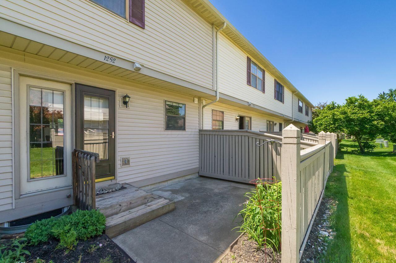 1252 Somerset Way