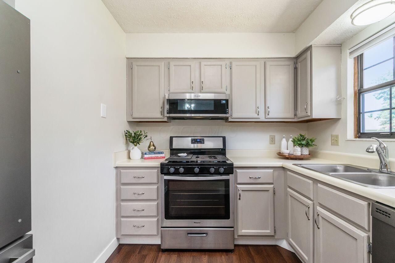 1252 Somerset Way