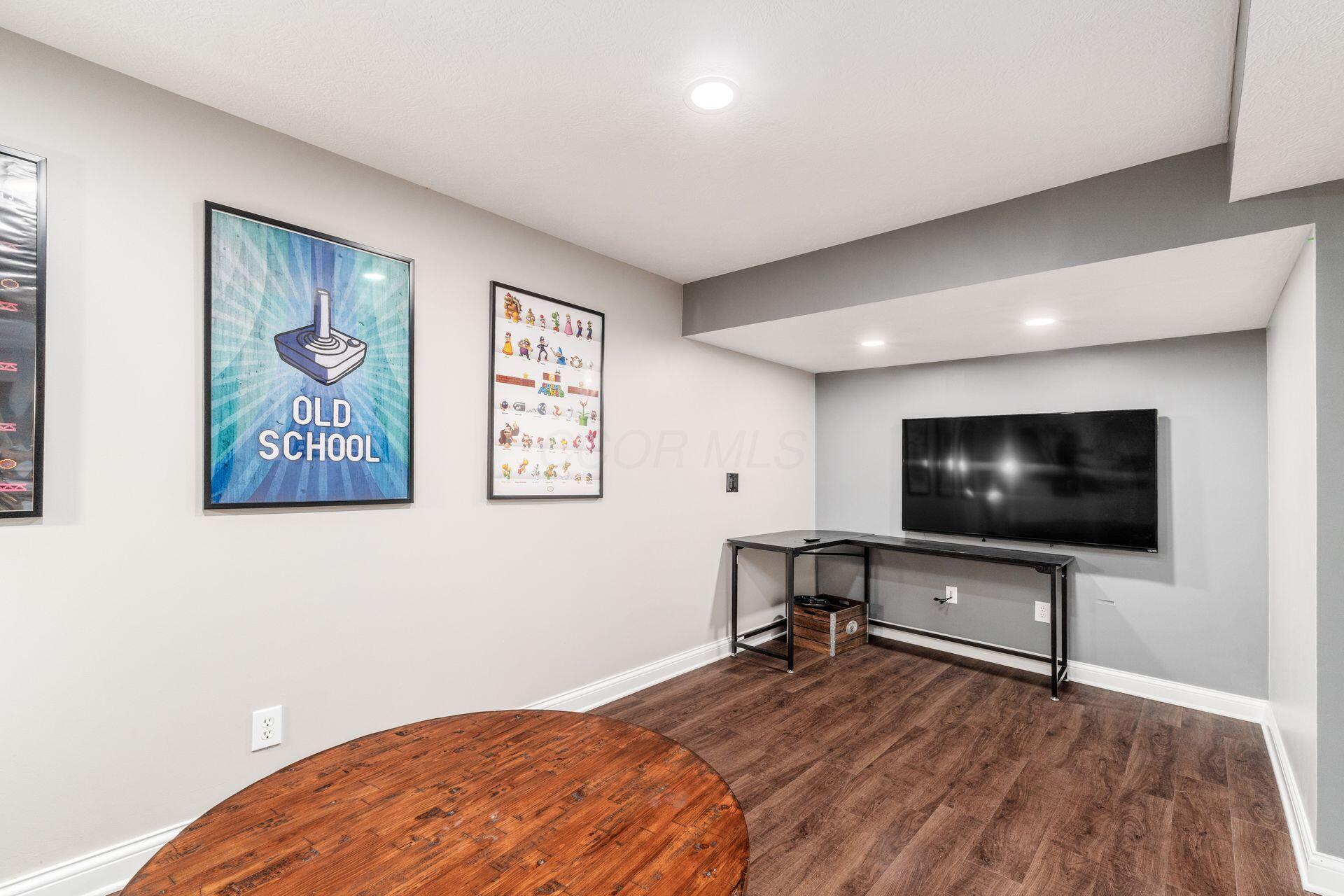 8322 Meadowmoore Place