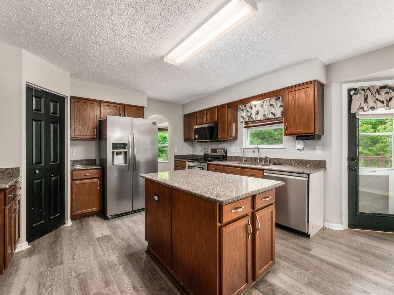 124 Long Hollow Drive