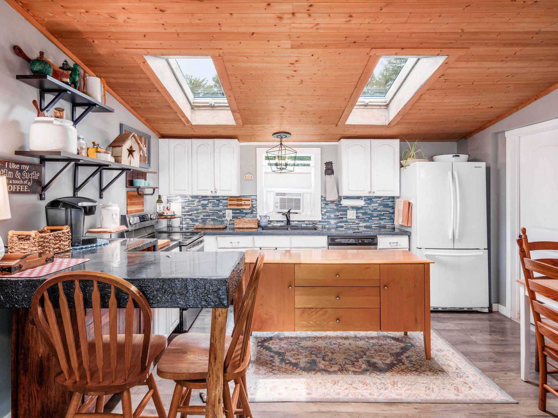 53 Pembroke, 5 Lots 52-54