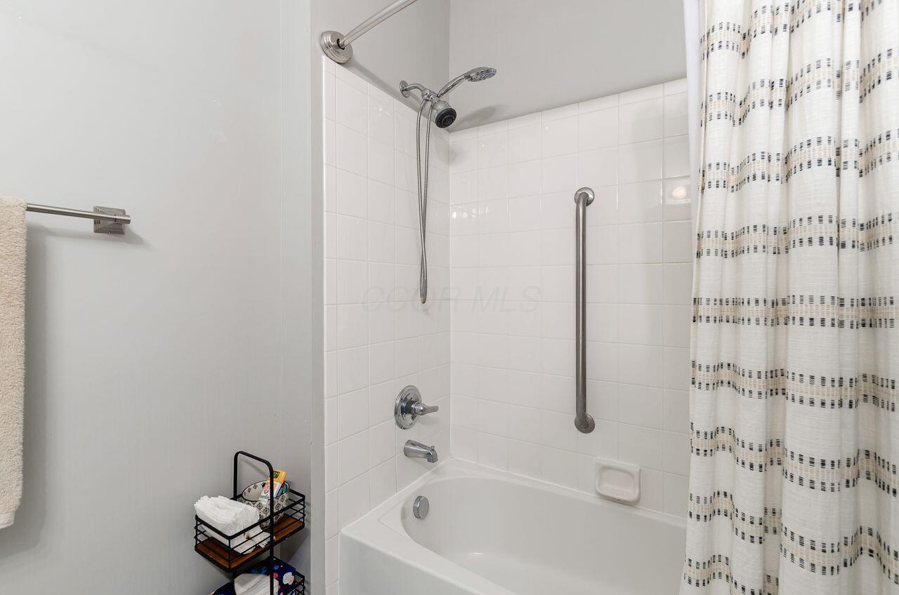 1499 Cascade Drive, 24