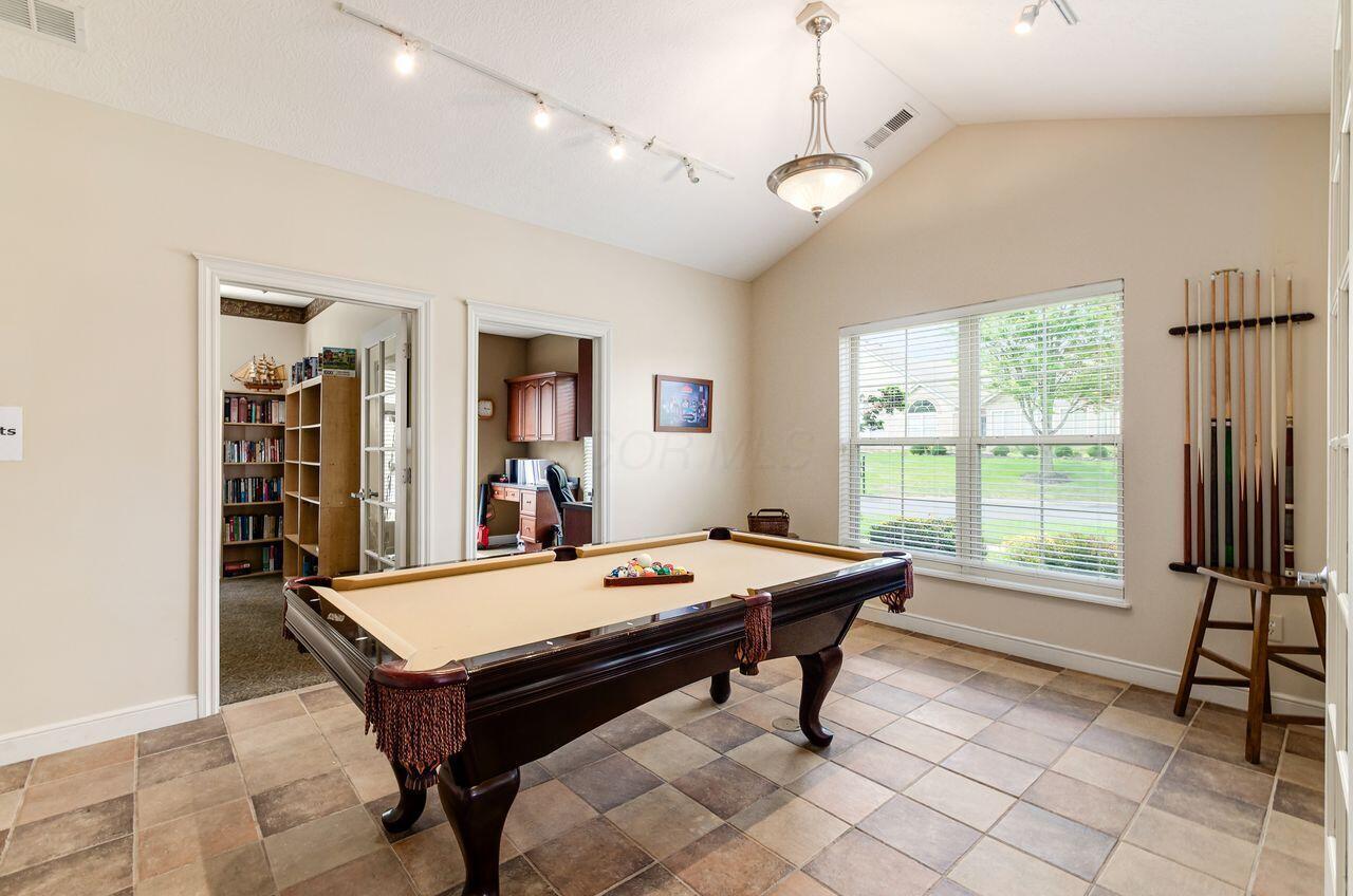 1499 Cascade Drive, 24