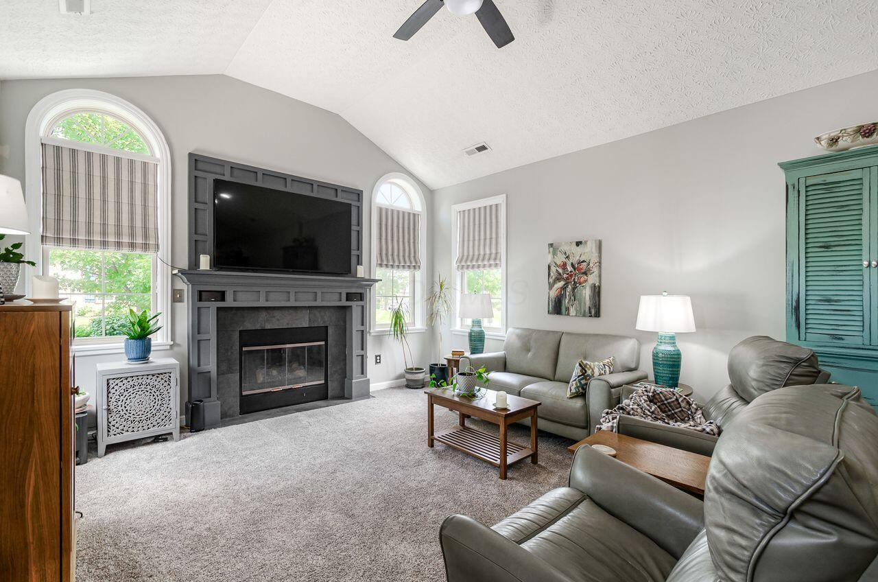 1499 Cascade Drive, 24