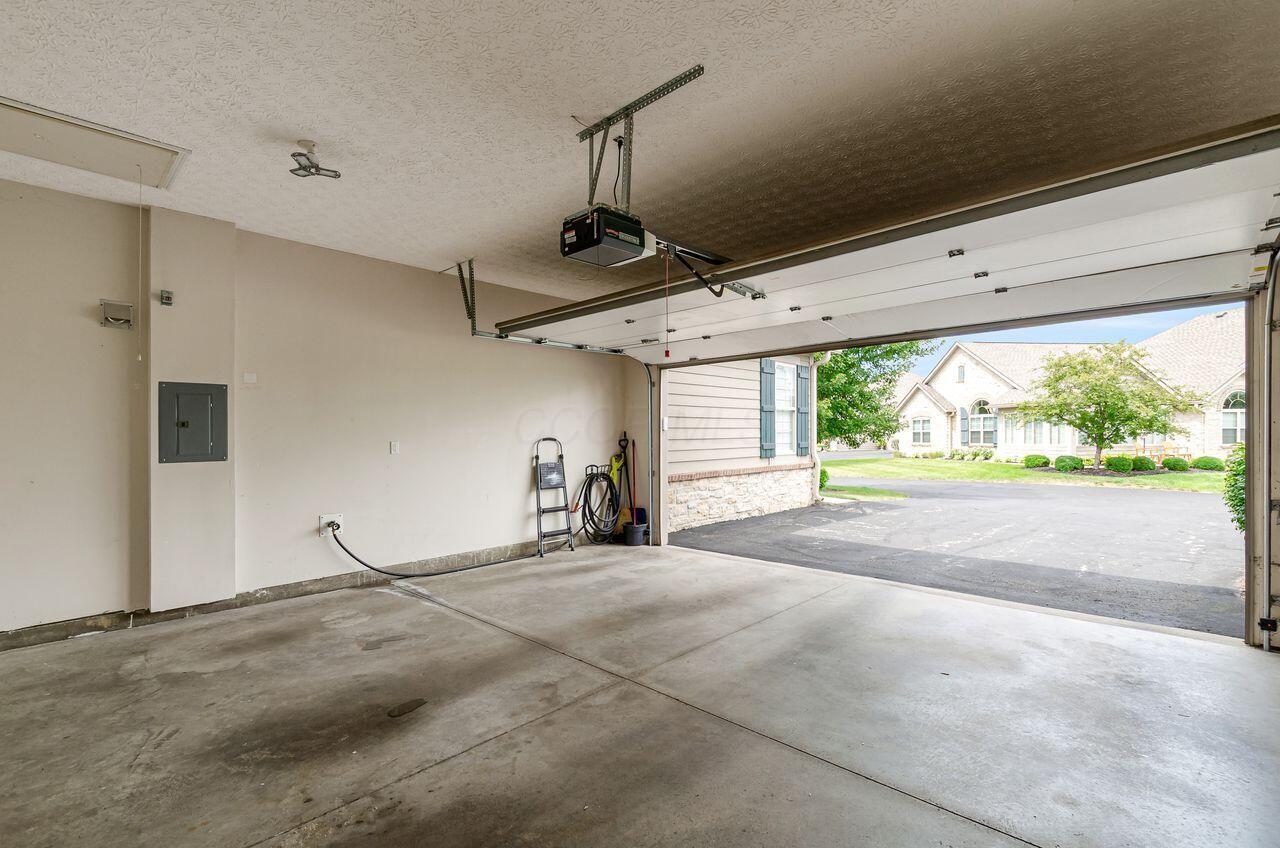1499 Cascade Drive, 24