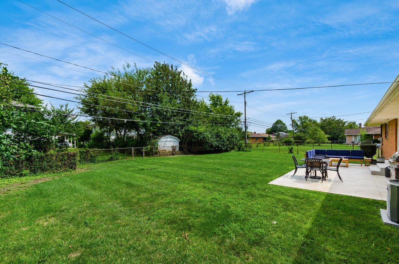 1656 Kenwick Road