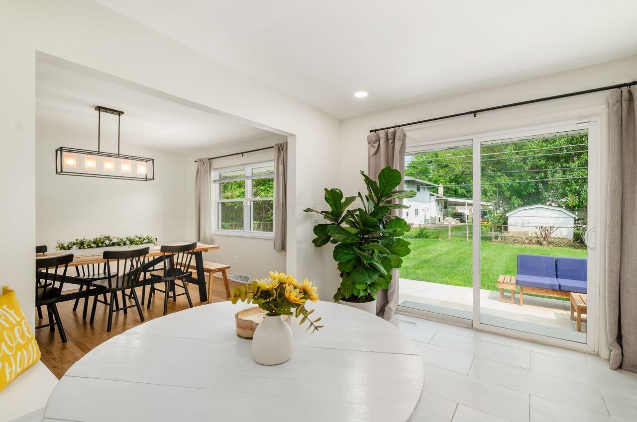 1656 Kenwick Road