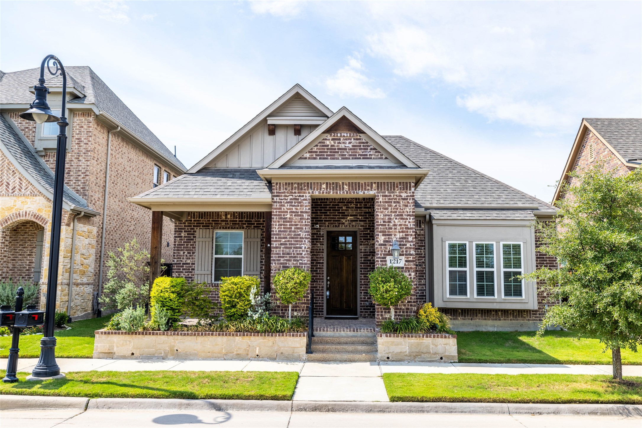 1217 Ivy Charm Way