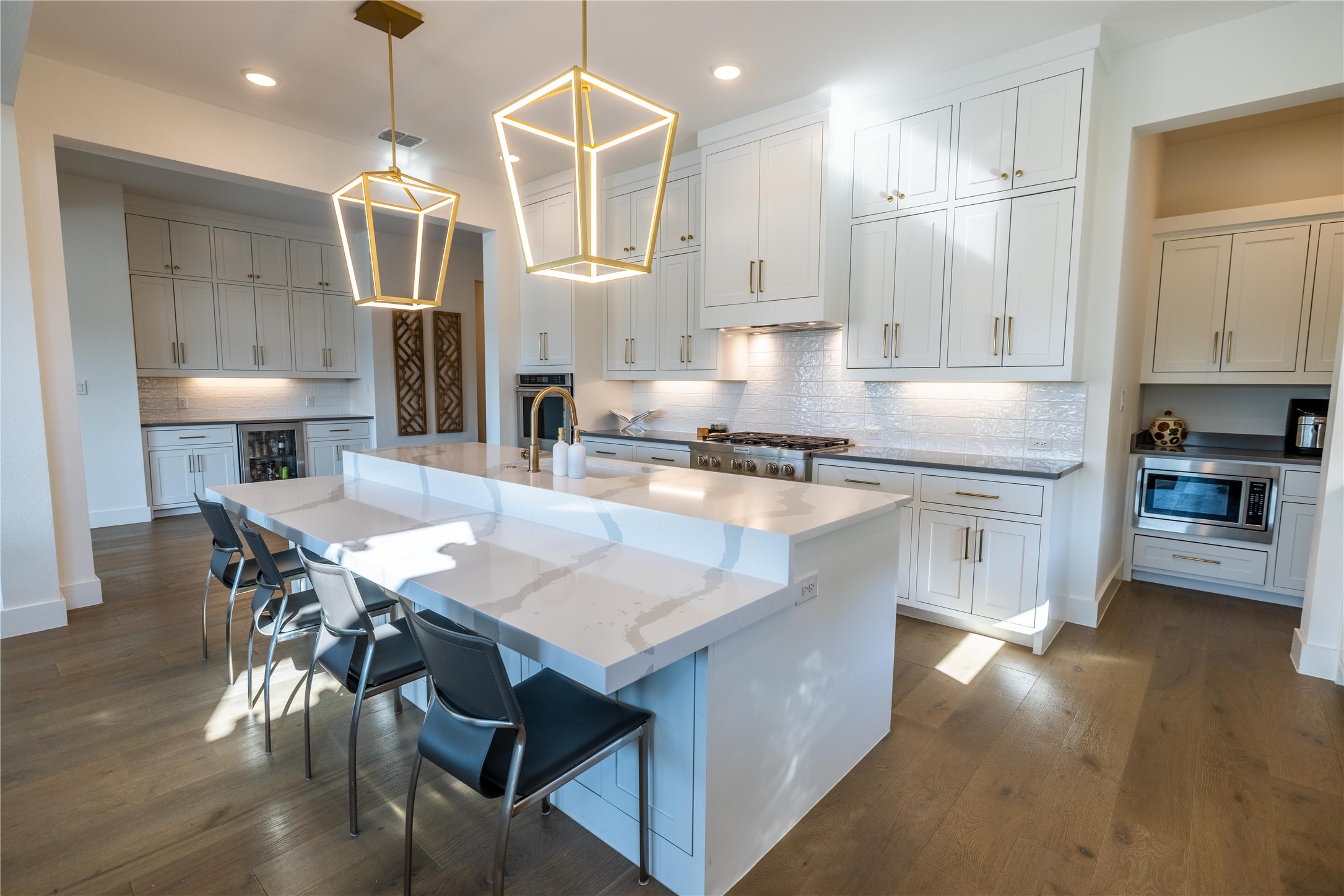 1418 Isle Cove Drive